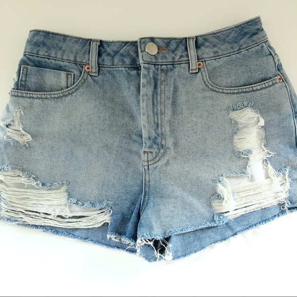 ASOS Denim Side Split Short in Limewash Blue - Picture 5 of 6